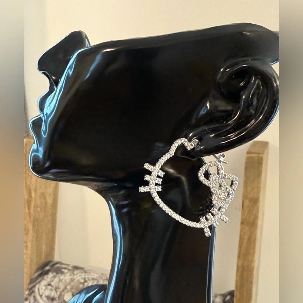 ✨New✨ Hello Kitty Rhinestone Hoop Earrings - Picture 5 of 6